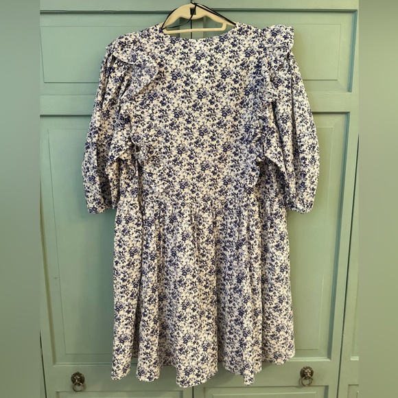 (BNWT) H&M Blue & White Floral Dress (L) - Picture 4 of 5